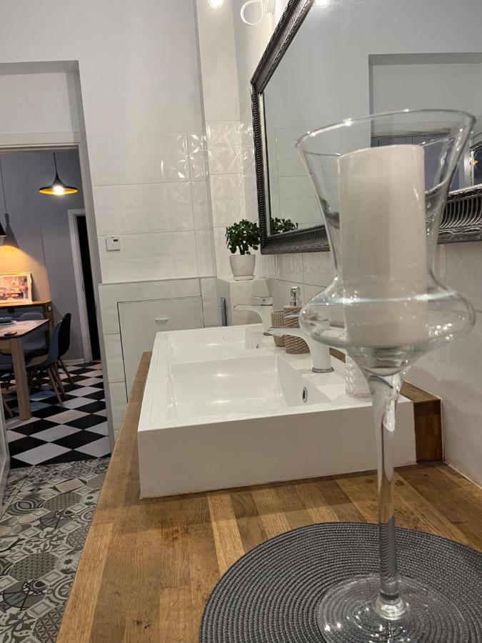 Appartement Apartament Przy Ratuszu à Barczewo Extérieur photo