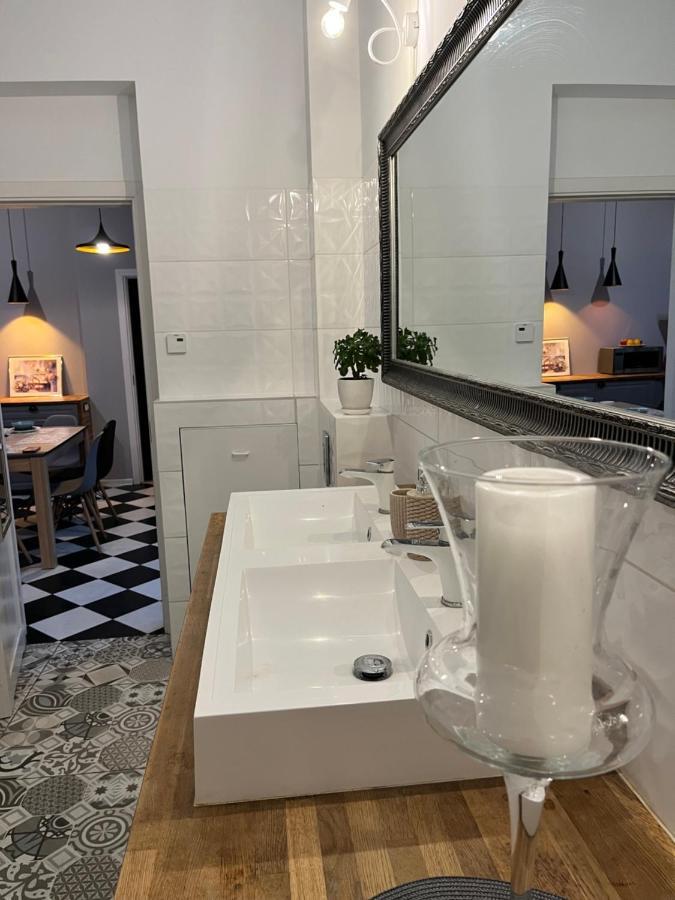 Appartement Apartament Przy Ratuszu à Barczewo Extérieur photo