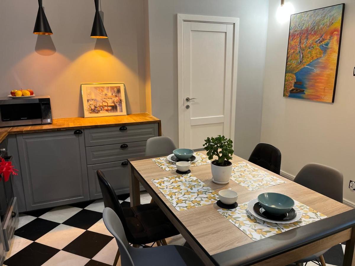 Appartement Apartament Przy Ratuszu à Barczewo Extérieur photo