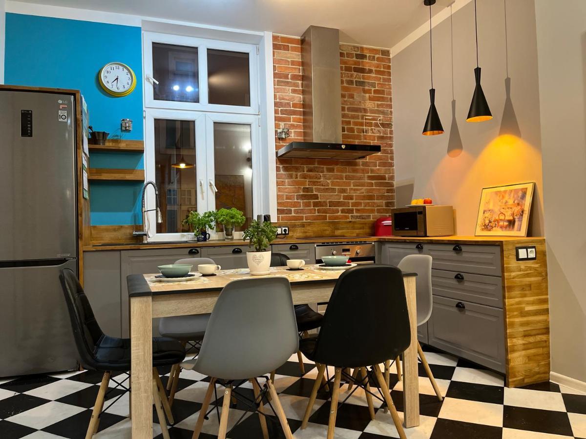 Appartement Apartament Przy Ratuszu à Barczewo Extérieur photo